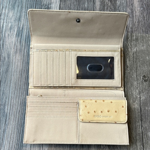 Enzo Angiolini genuine tan ostrich leather with kiss lock Long wallet - Picture 4 of 9